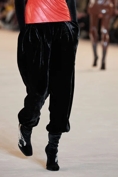 Look 202